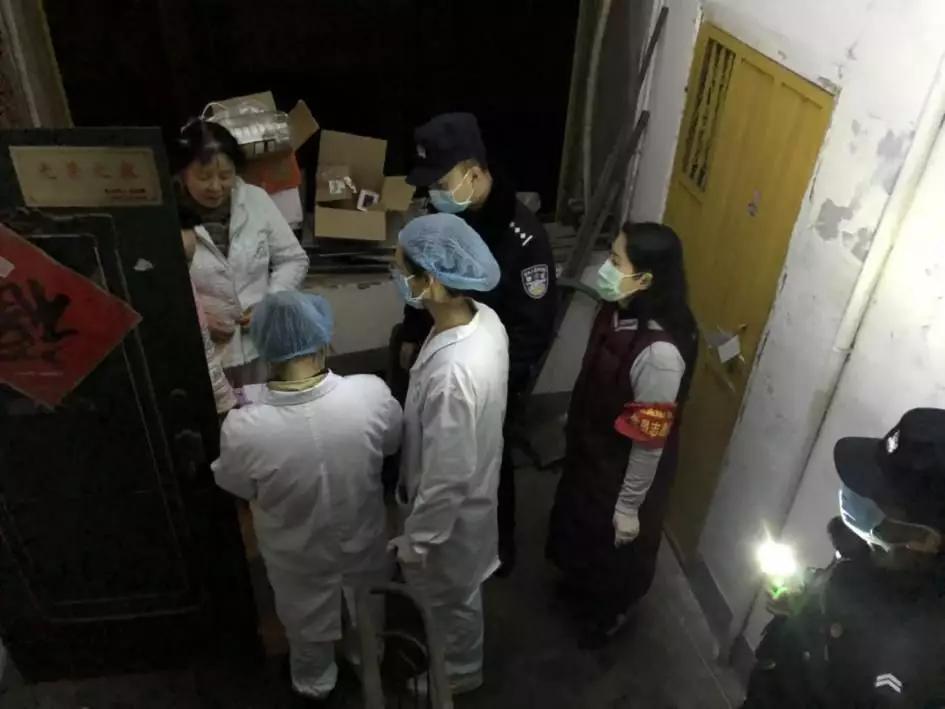 烧到埋身，處之泰然，聰明愚笨差一線打一正确生肖的警惕虚假宣传-前沿解答解释落实