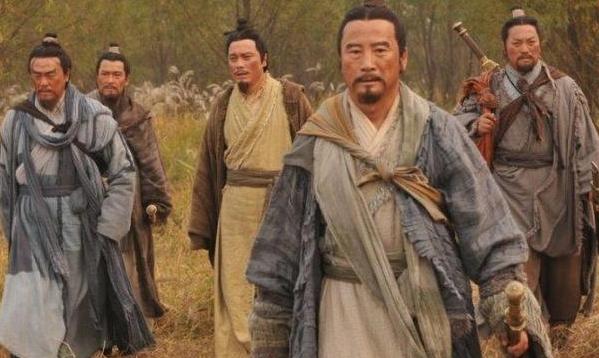 东风山庄金闪闪，羊携家臣来避暑打一正确生肖请全面释义、解释与落实、精准解答解释落实